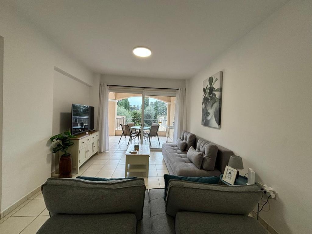 Cozy Apartment In Paphos Beautiful Complex Εξωτερικό φωτογραφία