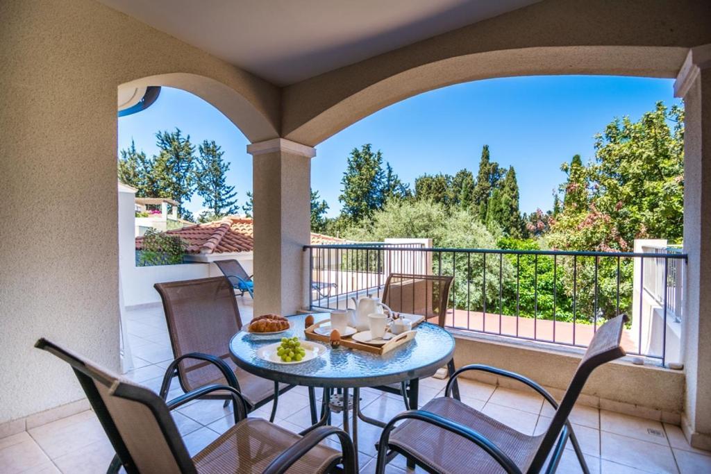 Cozy Apartment In Paphos Beautiful Complex Εξωτερικό φωτογραφία
